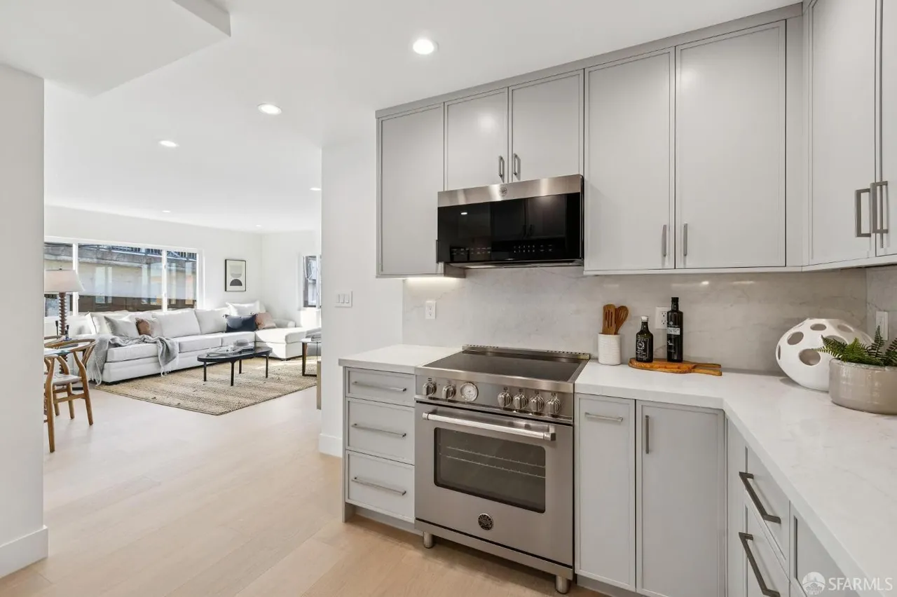 Apartment Muiderstraatweg in Diemen