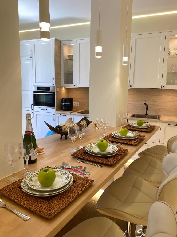 The Avila Apartments