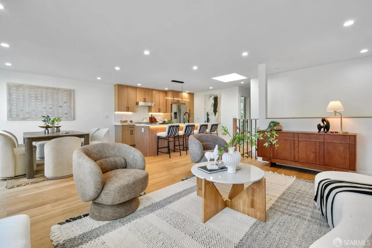 2 Floor house in Compound Pejaten Barat Kemang