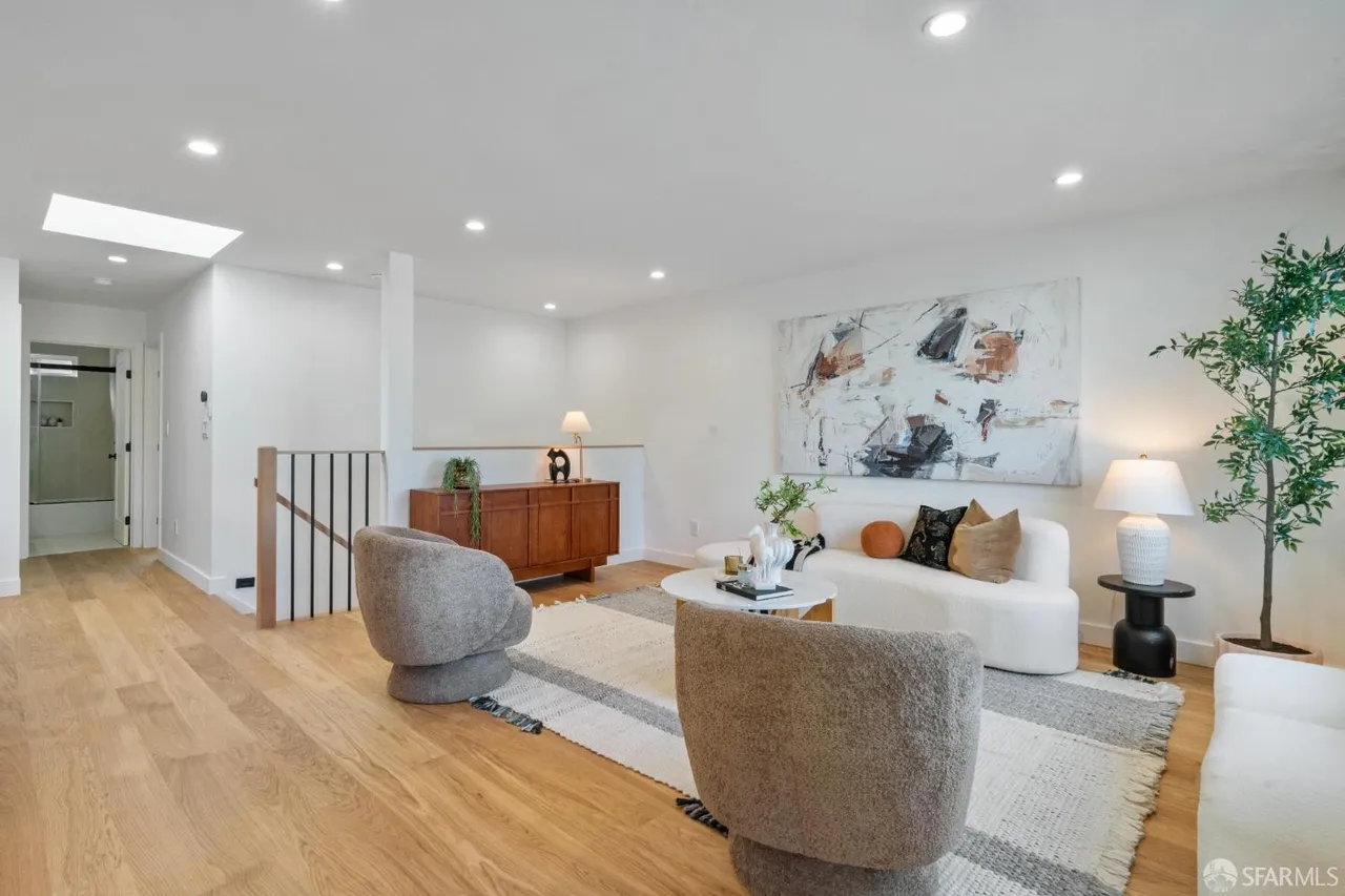 2 Floor house in Compound Pejaten Barat Kemang