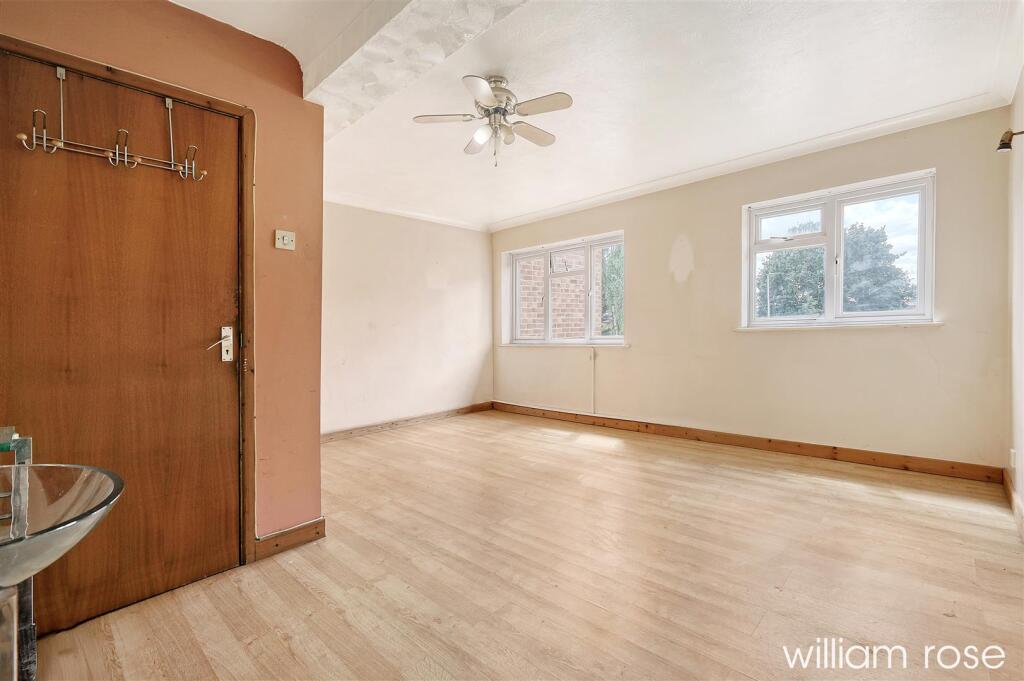 Ford End, Woodford Green