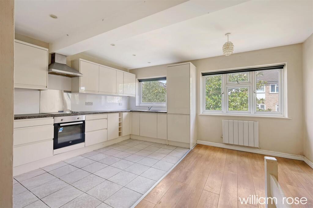 Ford End, Woodford Green