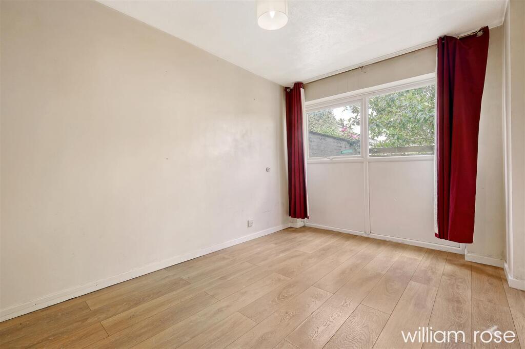 Ford End, Woodford Green