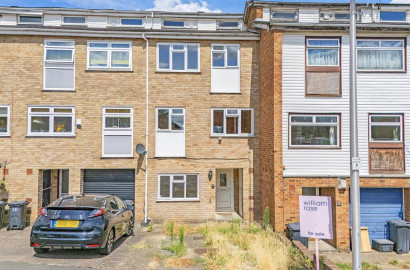 Ford End, Woodford Green