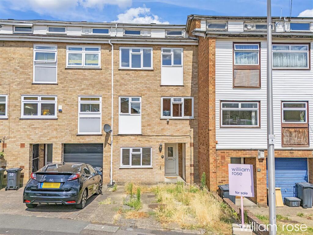 Ford End, Woodford Green